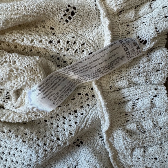 Zara Crochet Top - Picture 6 of 6